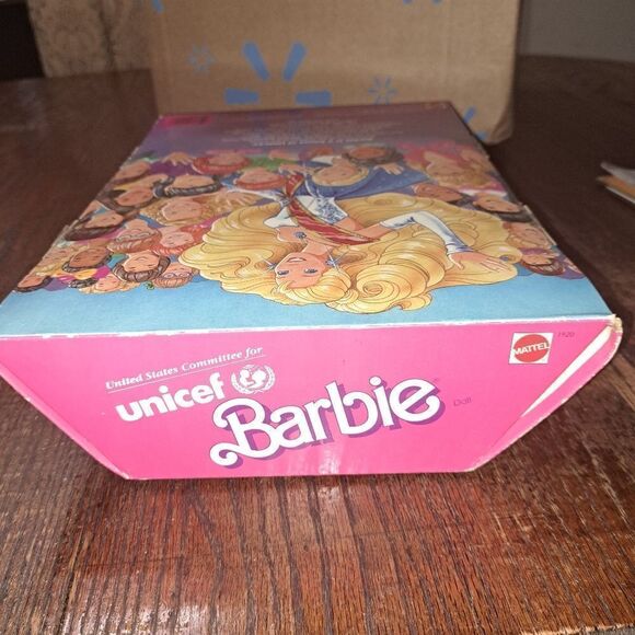 Vintage 1989 Mattel Barbie United States Committee Unicef Barbie Doll in  Box - Picture 5 of 9